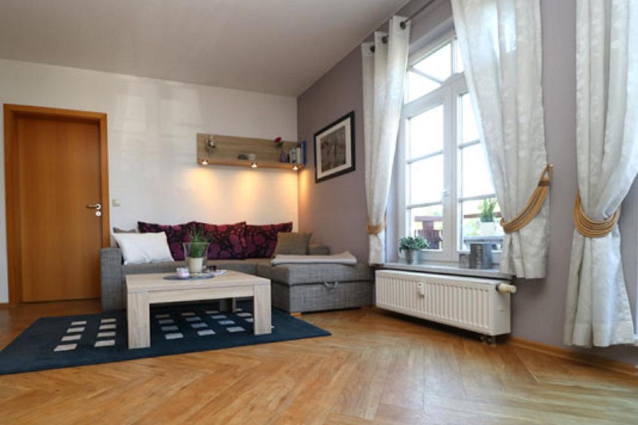 App Dreimaster Apartment Аренсхоп Екстериор снимка